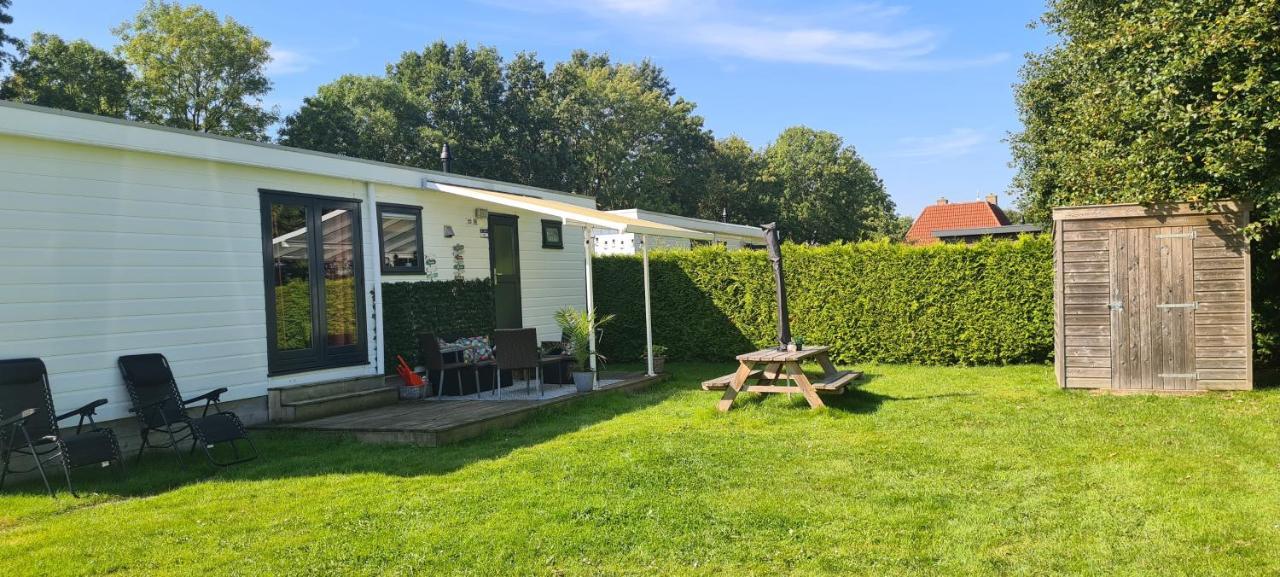 Gezellige Chalet Met Grote Privetuin. Dronrijp エクステリア 写真